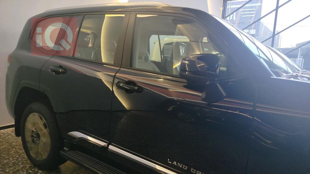 تويوتا لاندكروزر